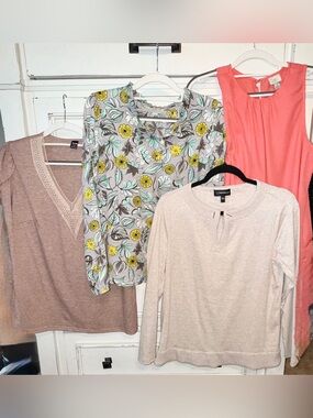 Assorted Business Casual, Women’s Blouses and Sweaters Bundle!!